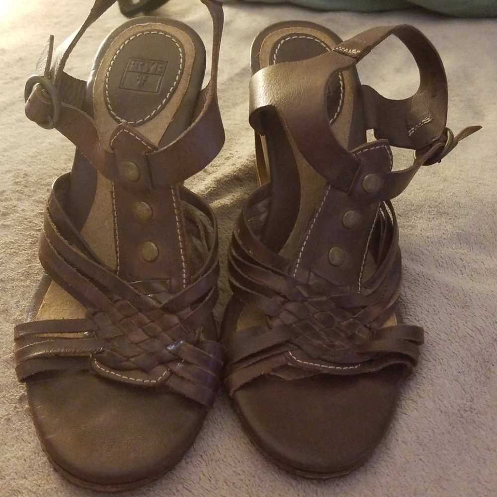 Frye heel sandles